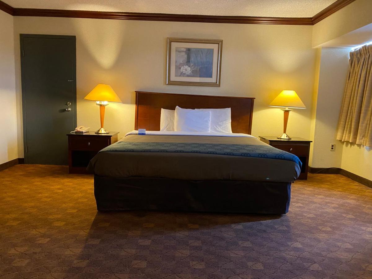 Rodeway Inn Sandston Rum bild
