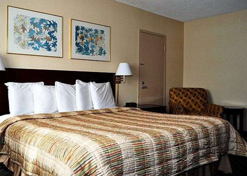 Rodeway Inn Sandston Rum bild